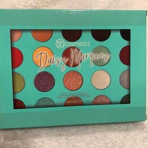 Bh Cosmetics Eyeshadow palette